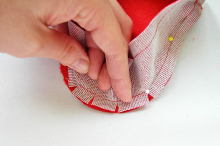 Clipping seam allowances - sewing technique